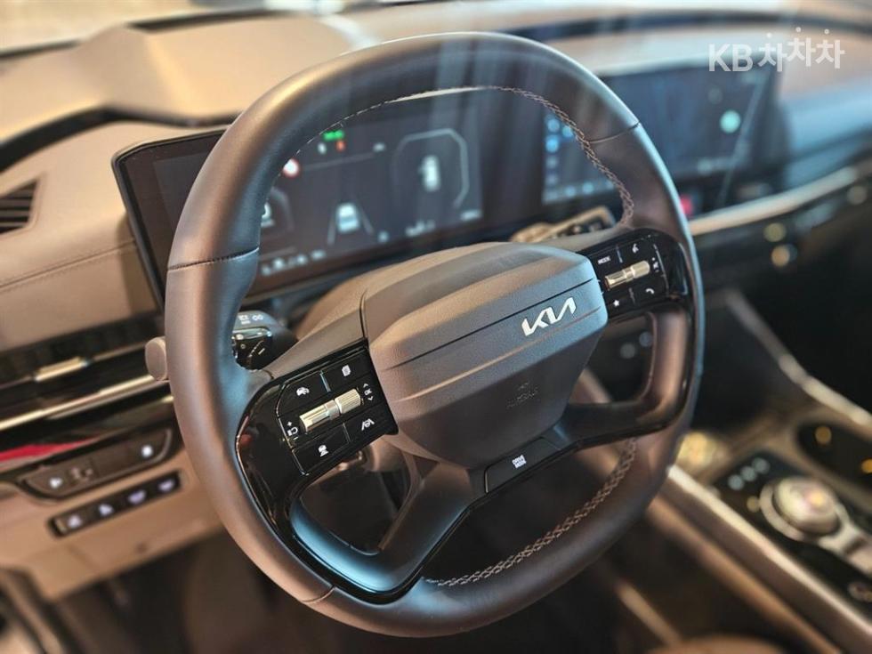 2025 - kia carnival
