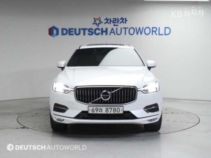 Volvo XC60 D5 2.4 Inscription 4