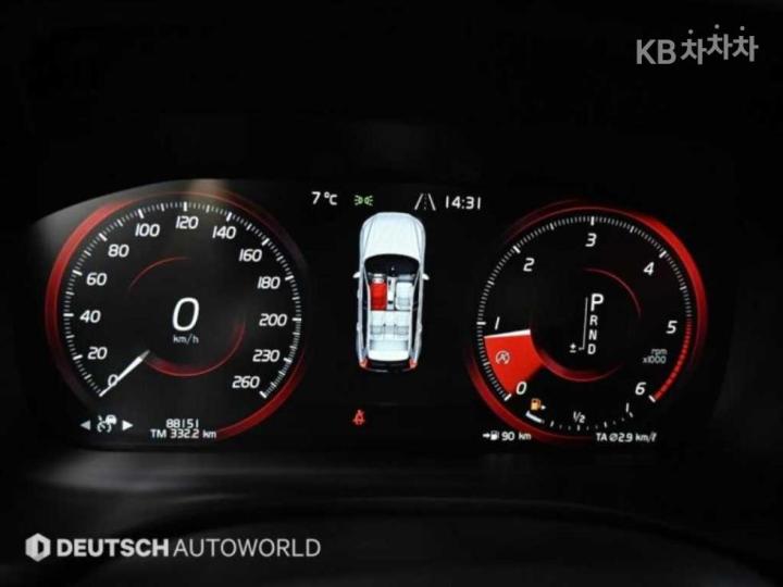 Volvo XC60 D5 2.4 Inscription 9