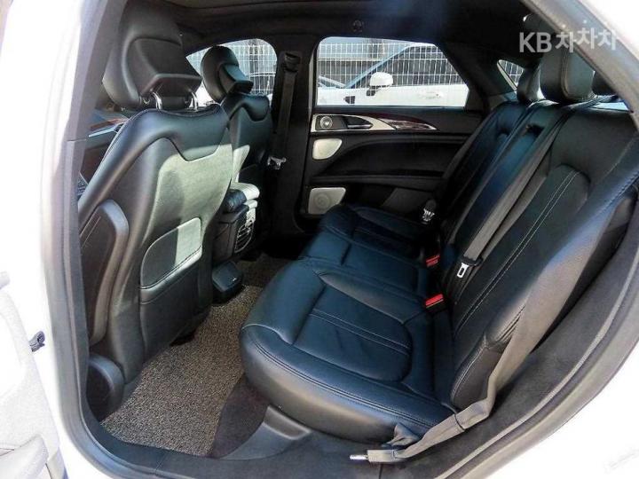 Lincoln MKZ New 2.0 Hybrid CVT Moonroof 7