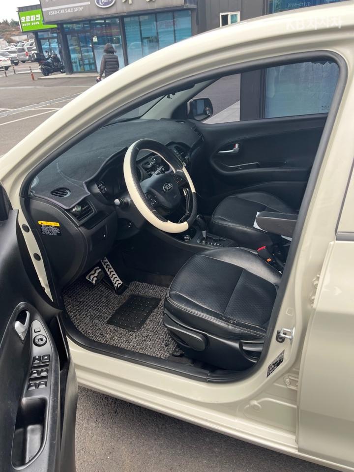 Kia Morning Luxury 7