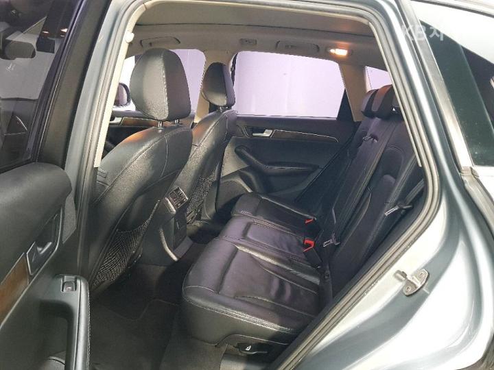 Audi Q5 3.0 TDI Quattro Dynamic 8R 10