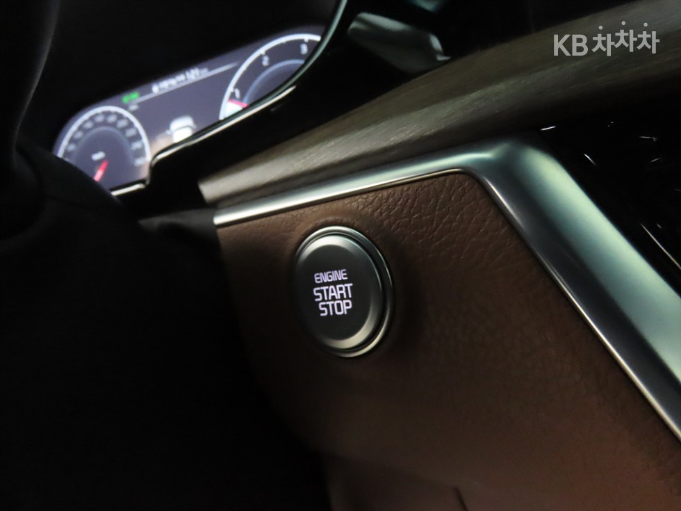 2022 - kia mohave