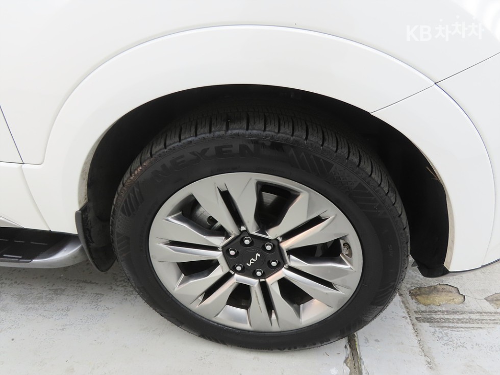 2022 - kia mohave