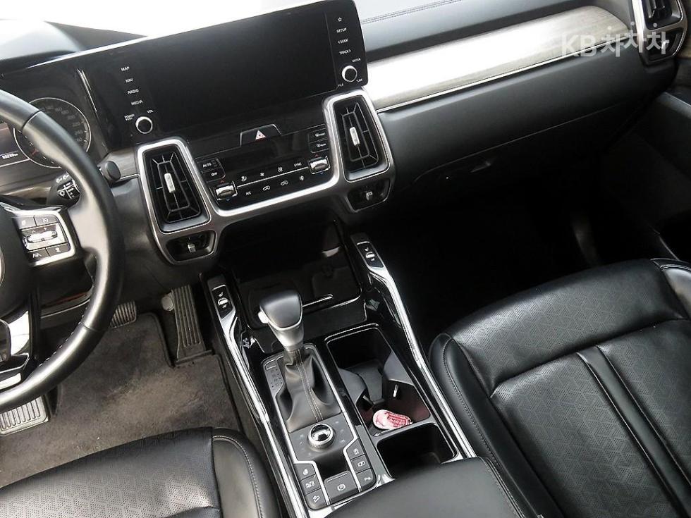 2022 - kia sorento