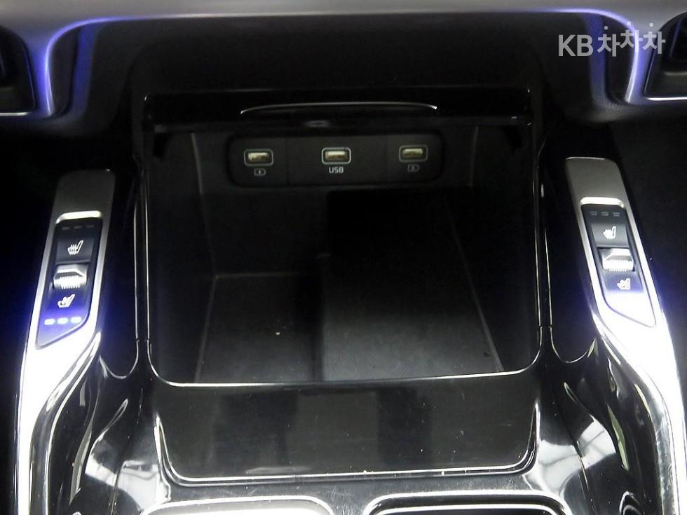 2022 - kia sorento