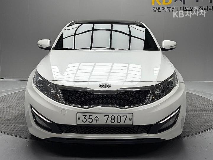 Kia K5 Gasoline 2.0 Prestige