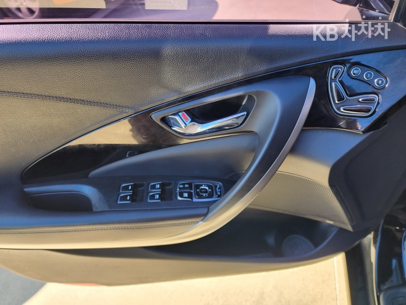 Hyundai Grandeur — miniaturë 13