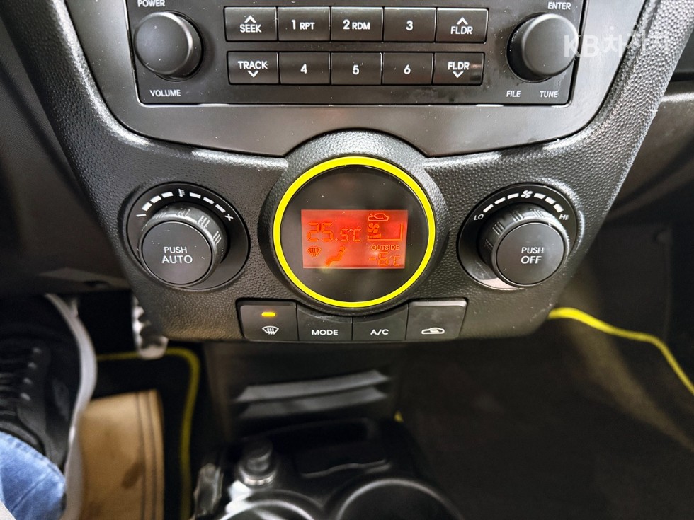 2011 - kia morning