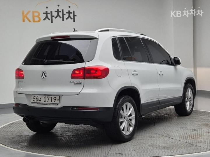 Volkswagen Tiguan New 2.0 TDI Comfort 5N 4