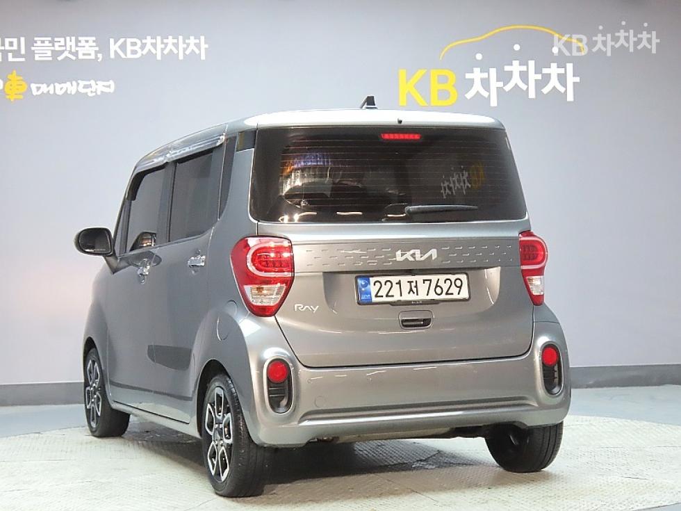 2022 - kia ray