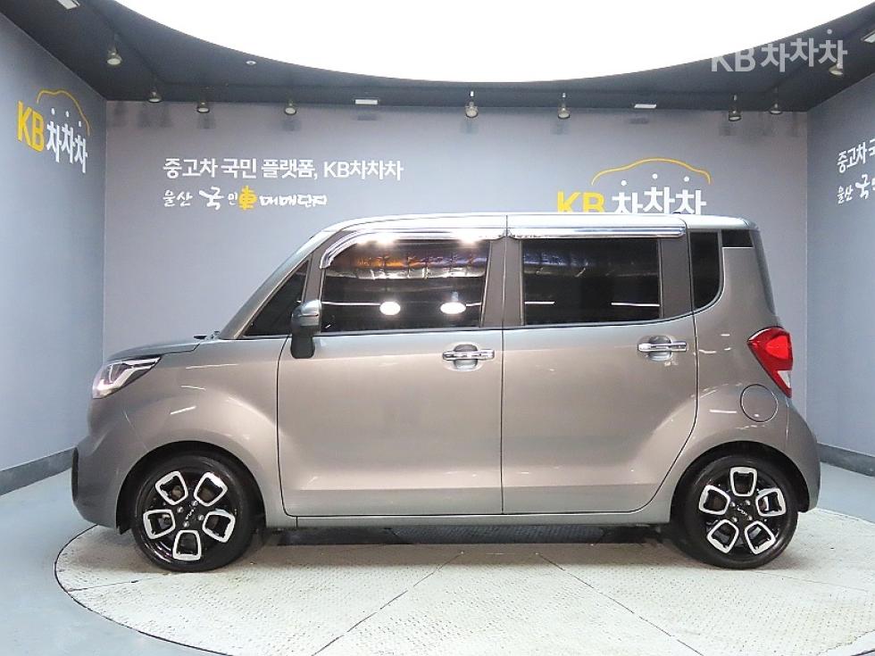 2022 - kia ray