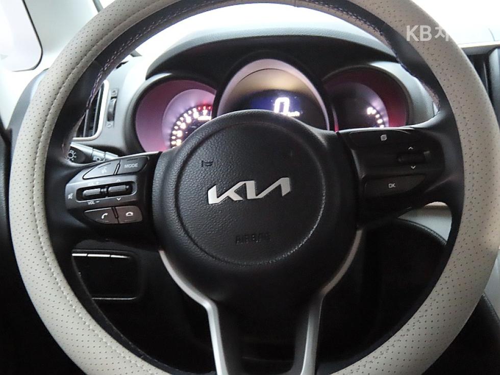 2022 - kia ray