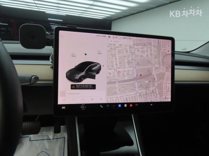 Tesla Model 3 Long Range 10