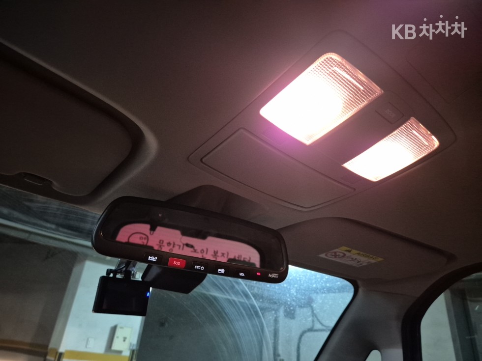 2025 - kia kia
