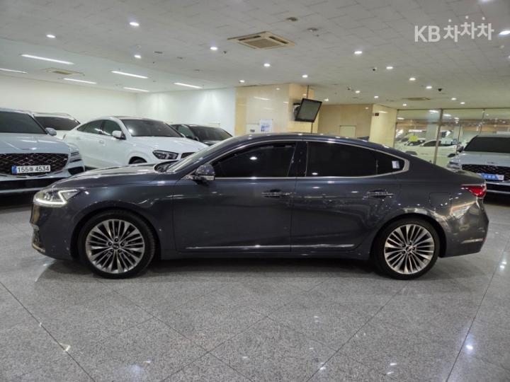 Kia K7 2.2 Diesel Limited Edition 4