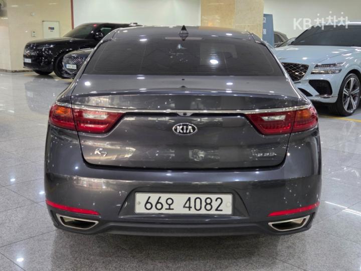 Kia K7 2.2 Diesel Limited Edition 5