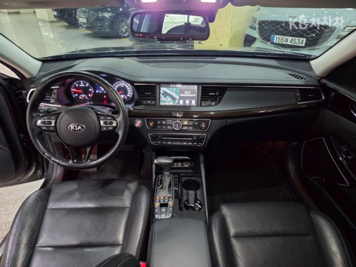Kia K7 2.2 Diesel Limited Edition 9