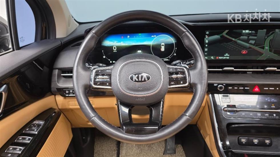 2021 - kia carnival