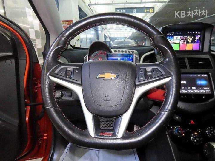 Chevrolet Aveo Hatchback 1.4 Turbo RS Regular 9