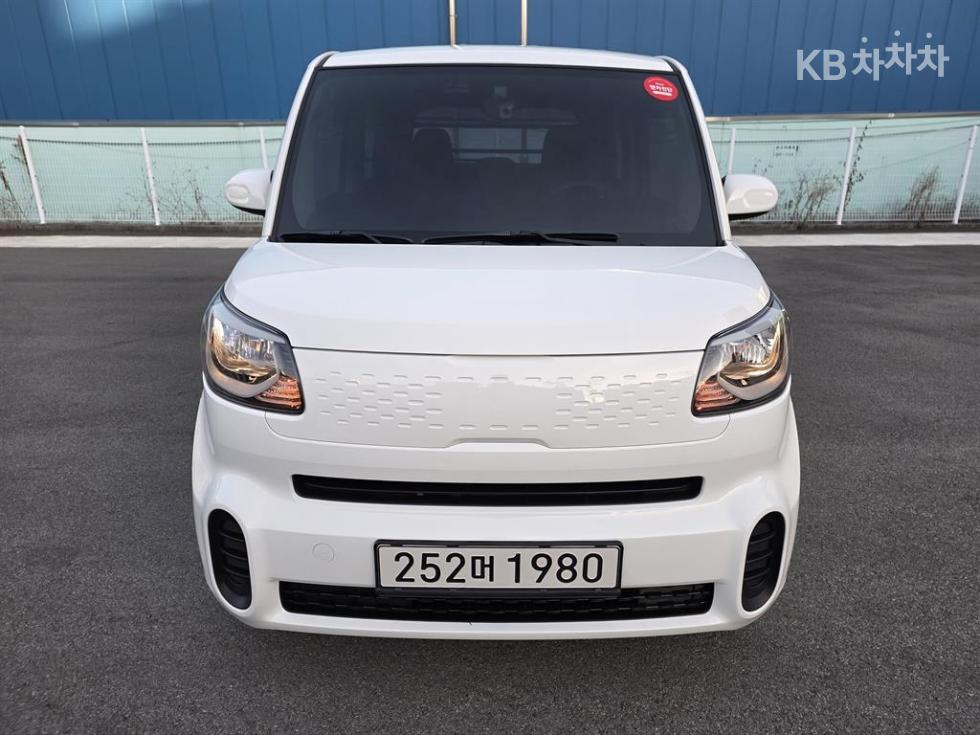 2022 - kia ray