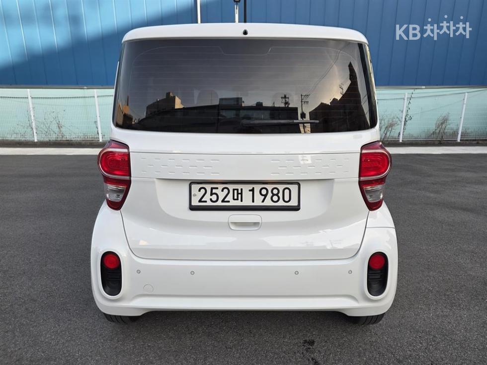 2022 - kia ray
