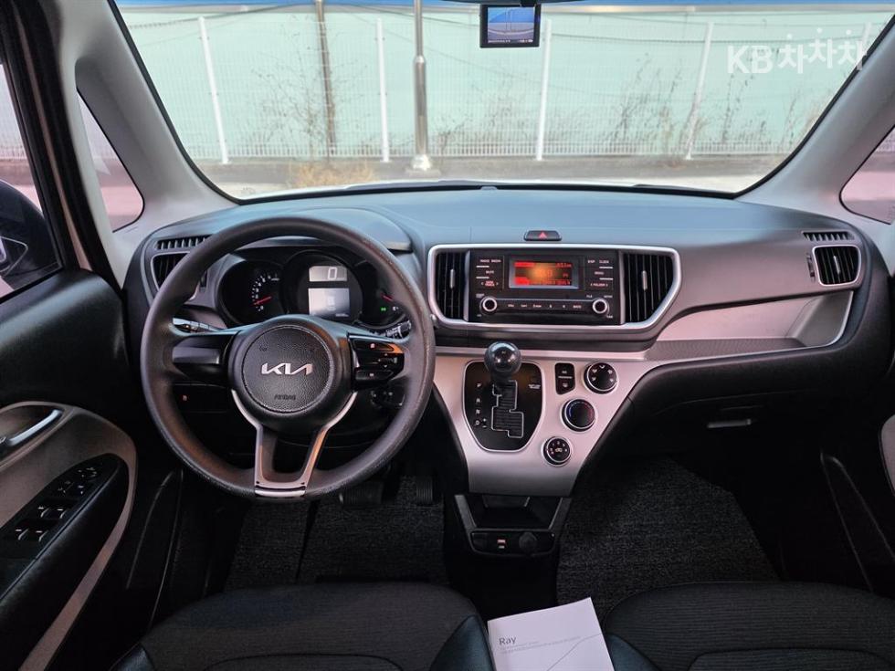 2022 - kia ray