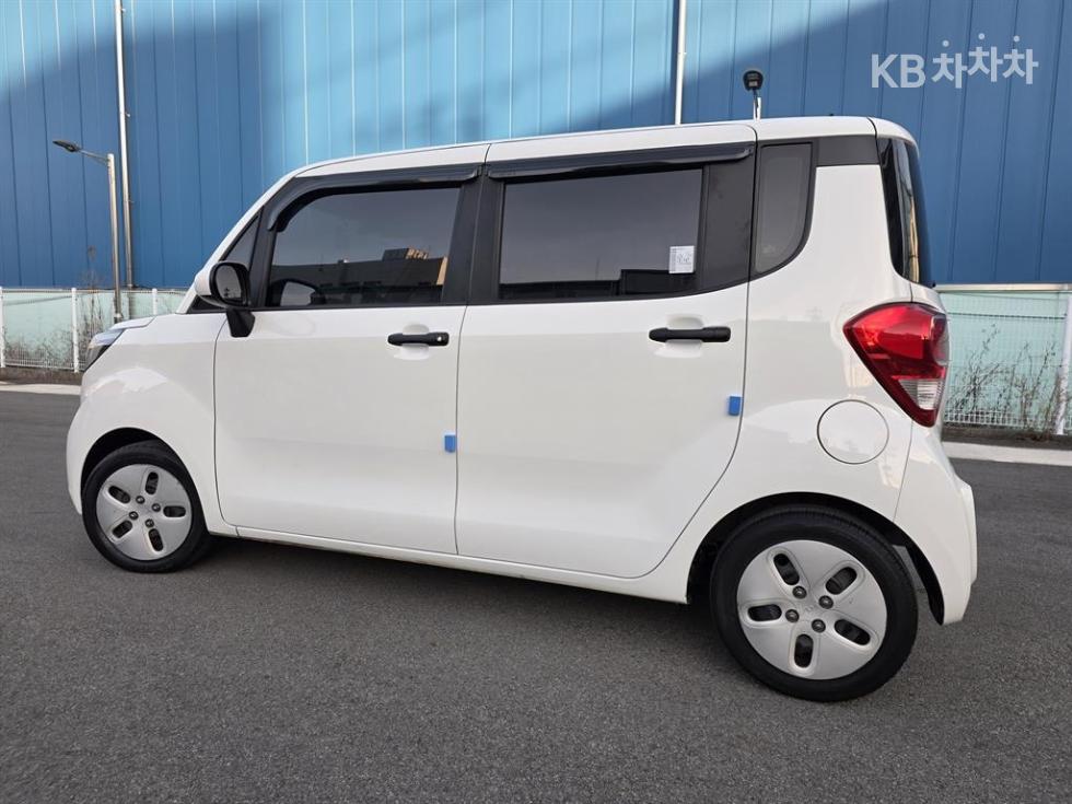 2022 - kia ray