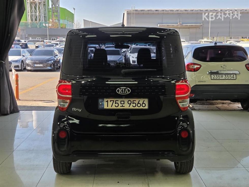 2021 - kia ray