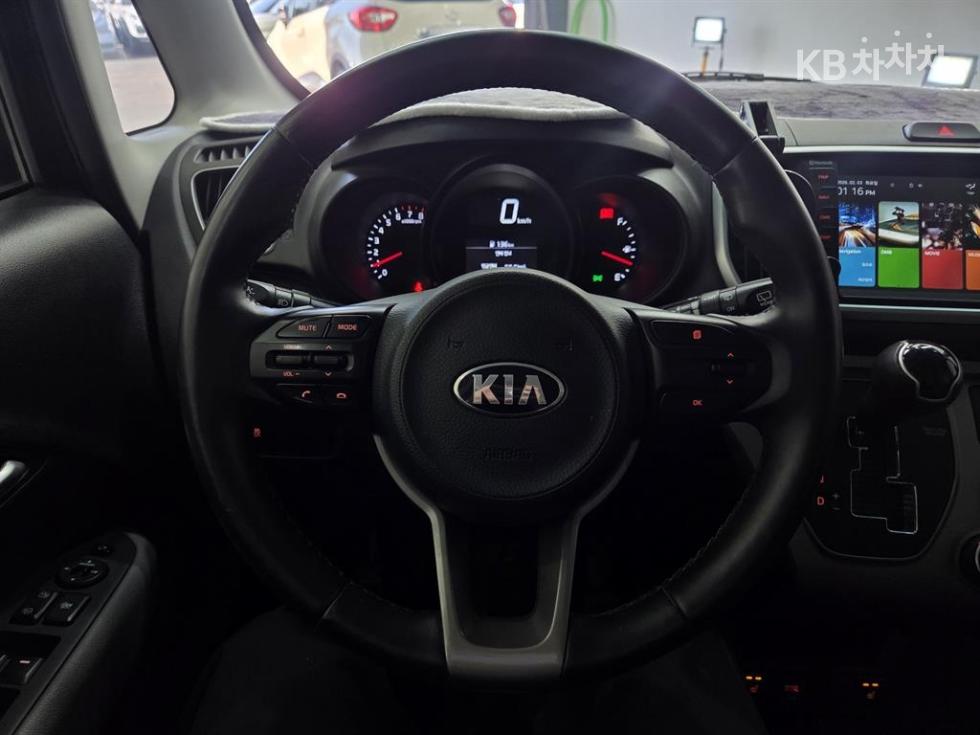 2021 - kia ray