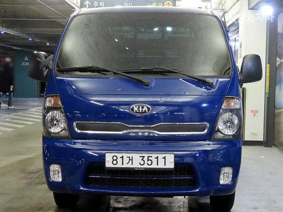 2016 - kia bongo iii