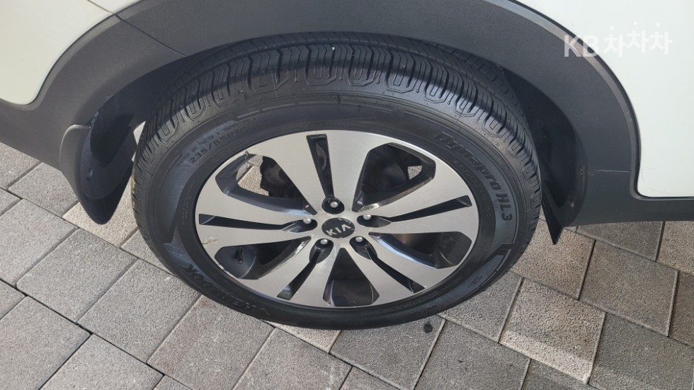 2013 - kia sportage