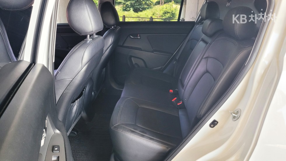 2013 - kia sportage