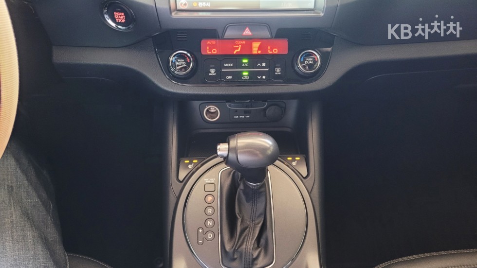 2013 - kia sportage