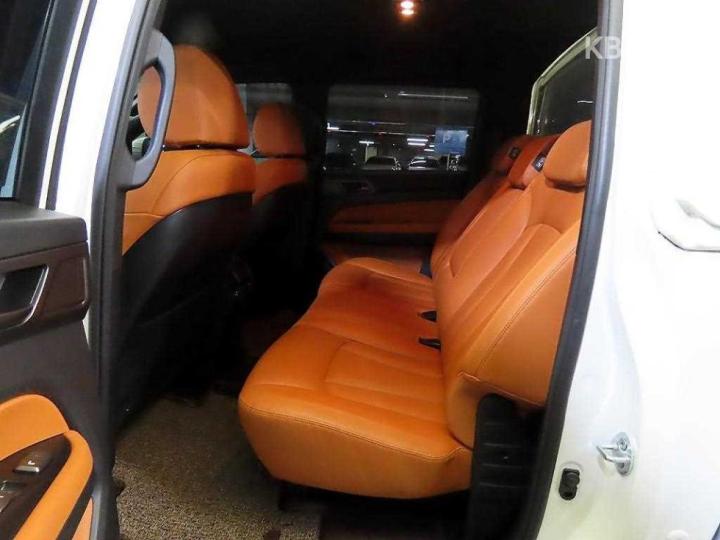 KG Mobility (Ssangyong) Rexton Sport Khan 2.2 4WD Expedition 8