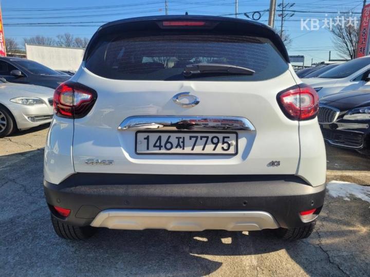 Renault QM3 New RE Base Type 4