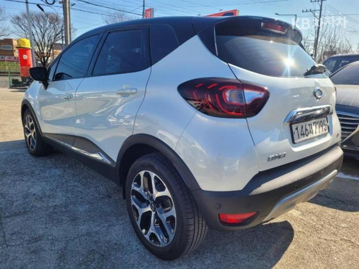 Renault QM3 New RE Base Type 5