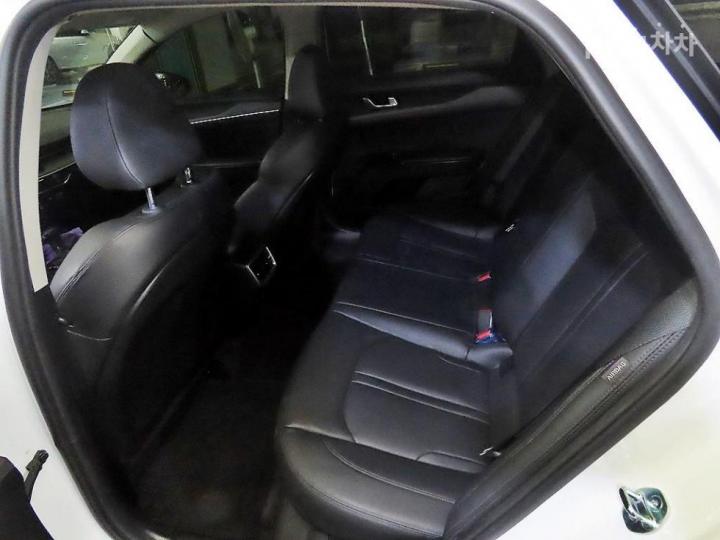 Kia K5 2.0 LPG Trendy 8