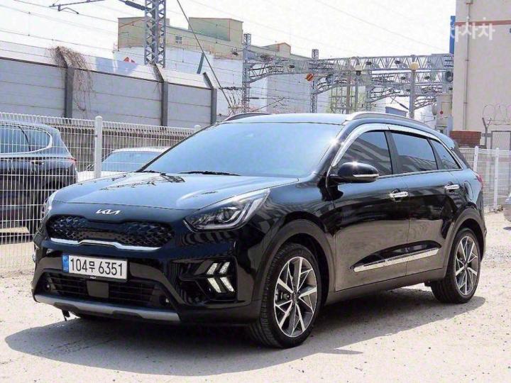 Kia Niro 1.6 HEV Signature 3