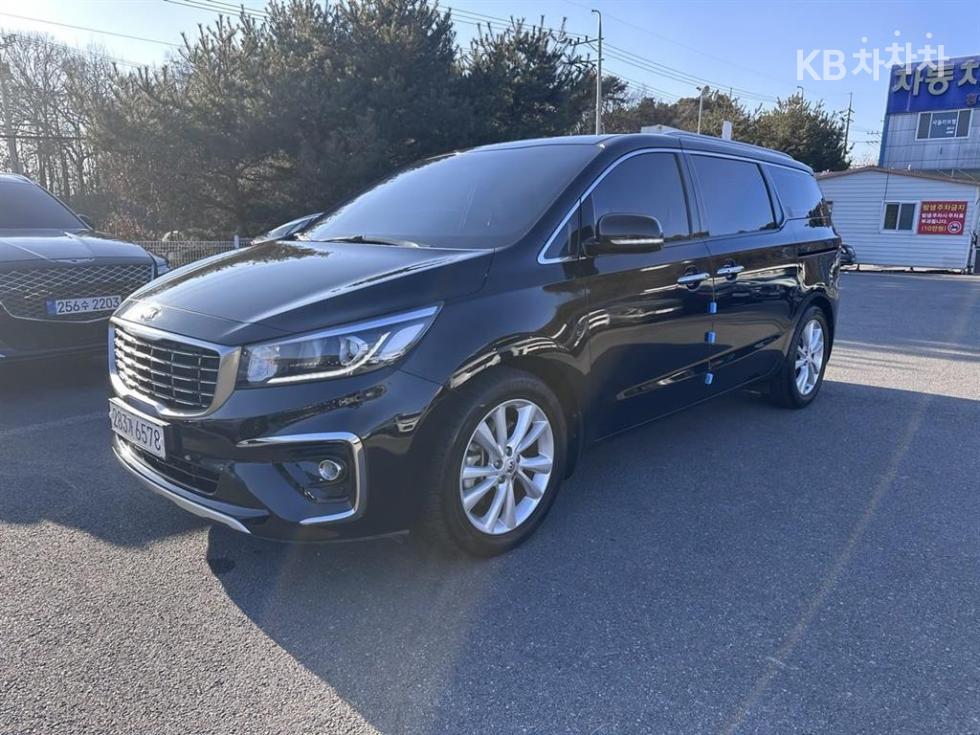 2019 - kia carnival