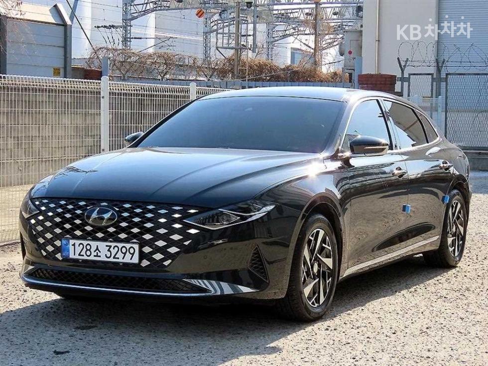 Hyundai 더 뉴 그랜저 하이브리드 2.4 프리미엄 초이스 - фото 1