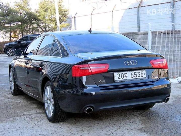 Audi A6 NEW 3.0 TDI Quattro C6 4