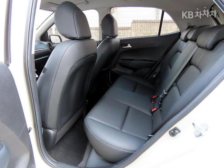 Kia Morning Urban JA 1.0 Gasoline Prestige 7
