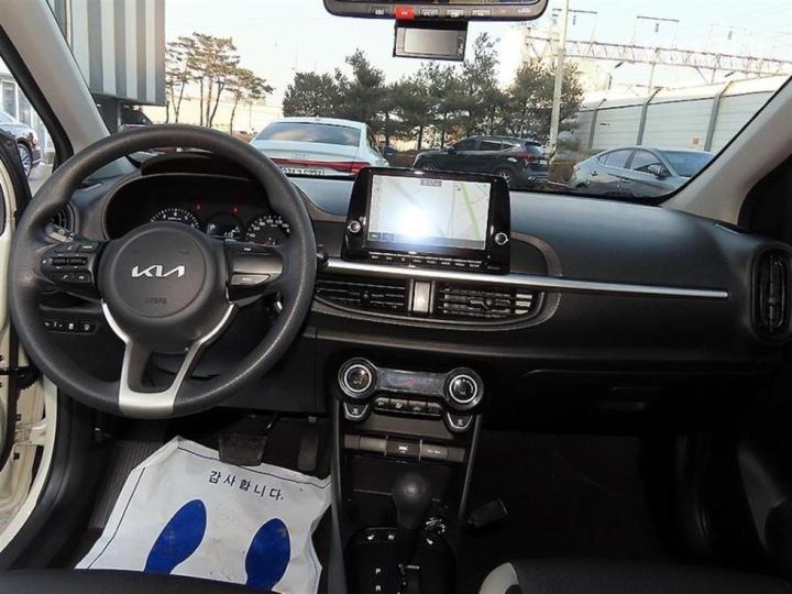 Kia Morning Urban JA 1.0 Gasoline Prestige 8