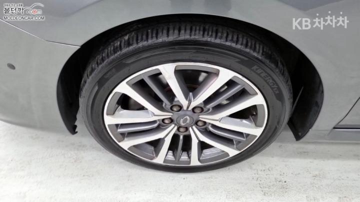 Renault SM7 Nova 2.0 LPe 7