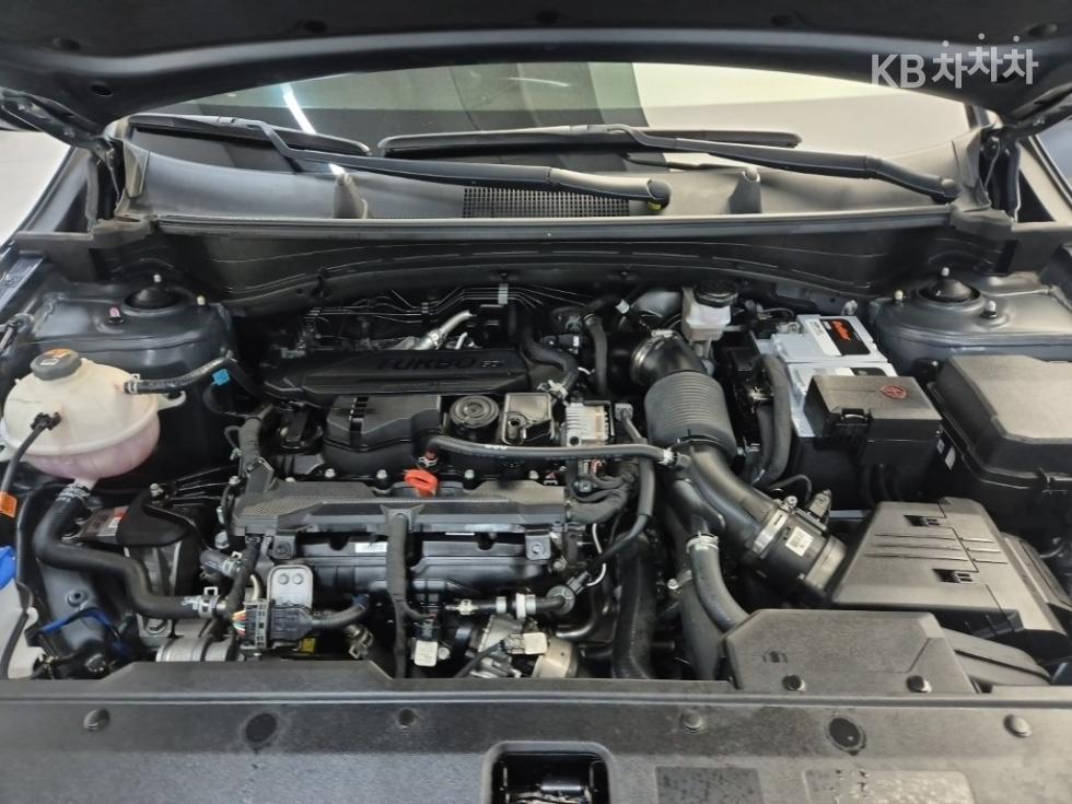 2022 - kia sportage