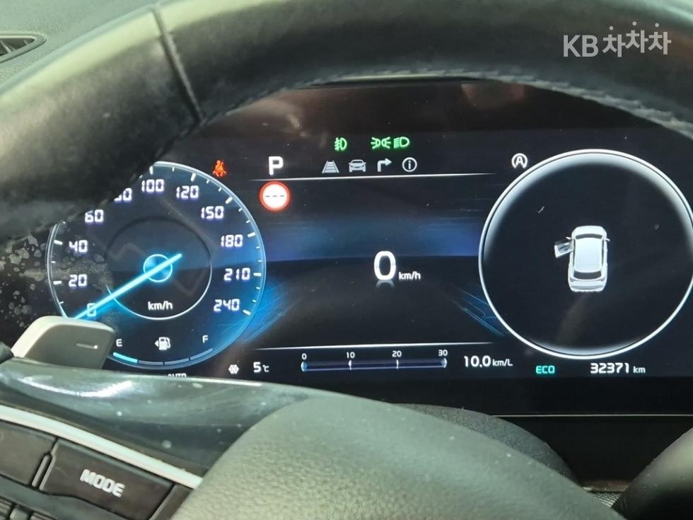 2022 - kia sportage