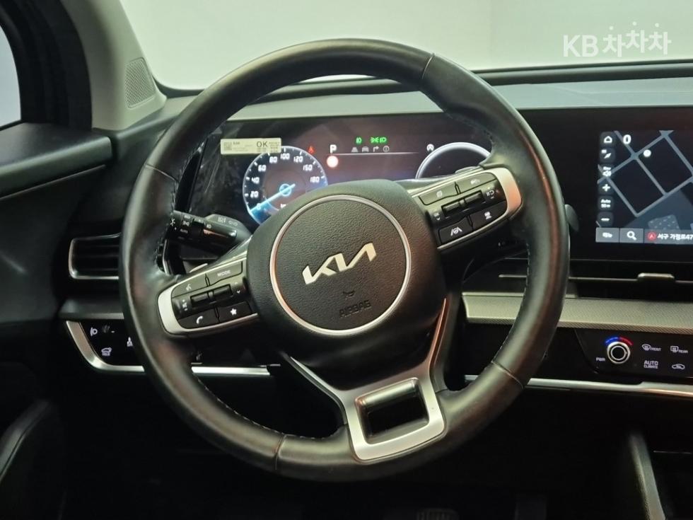 2022 - kia sportage