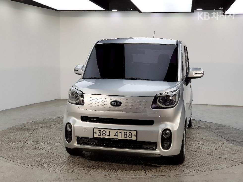 2018 - kia ray