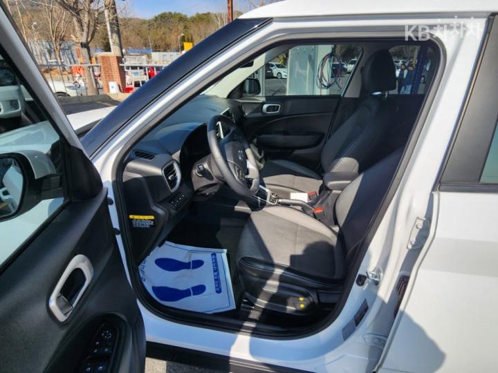 Hyundai Venue Gasoline 1.6 Modern 6